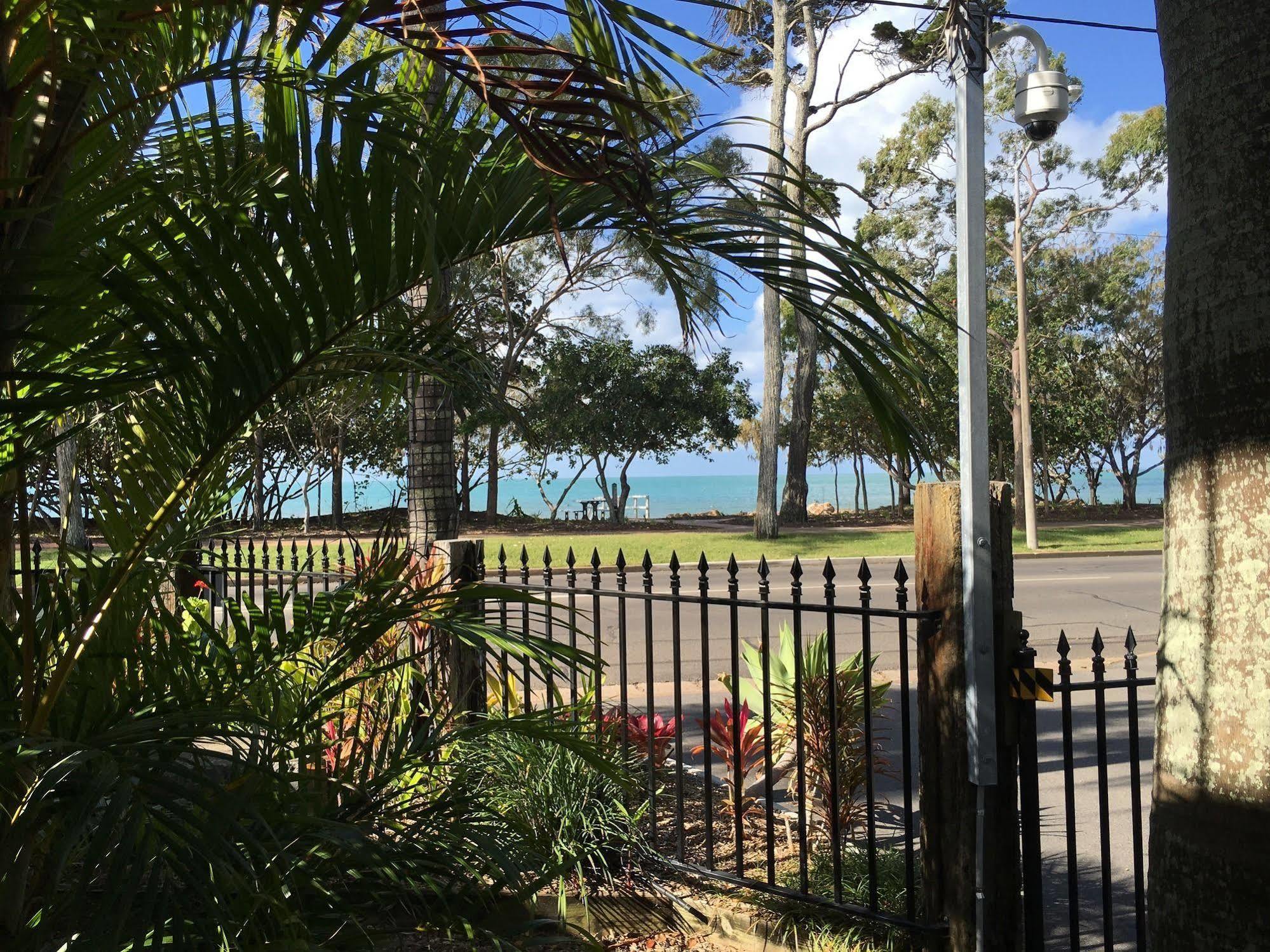 אפרטהוטל הרווי ביי Coconut Palms On The Bay מראה חיצוני תמונה